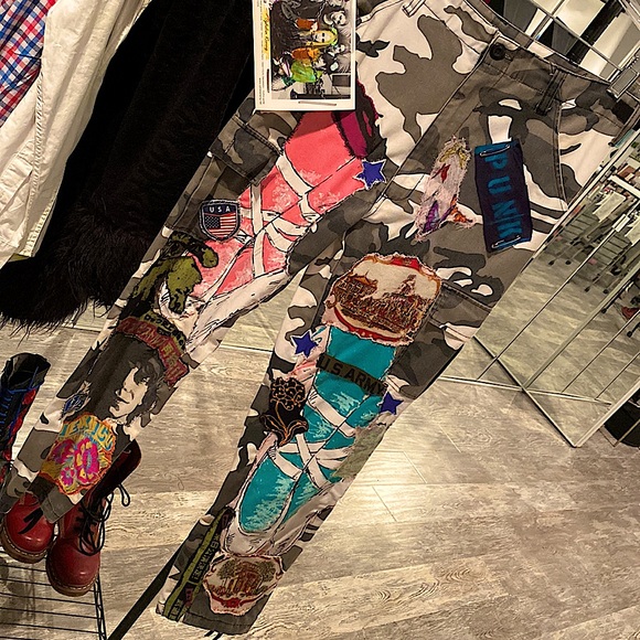 One of a kind Lexa Vonn camo patchwork cargo pants - Picture 6 of 12